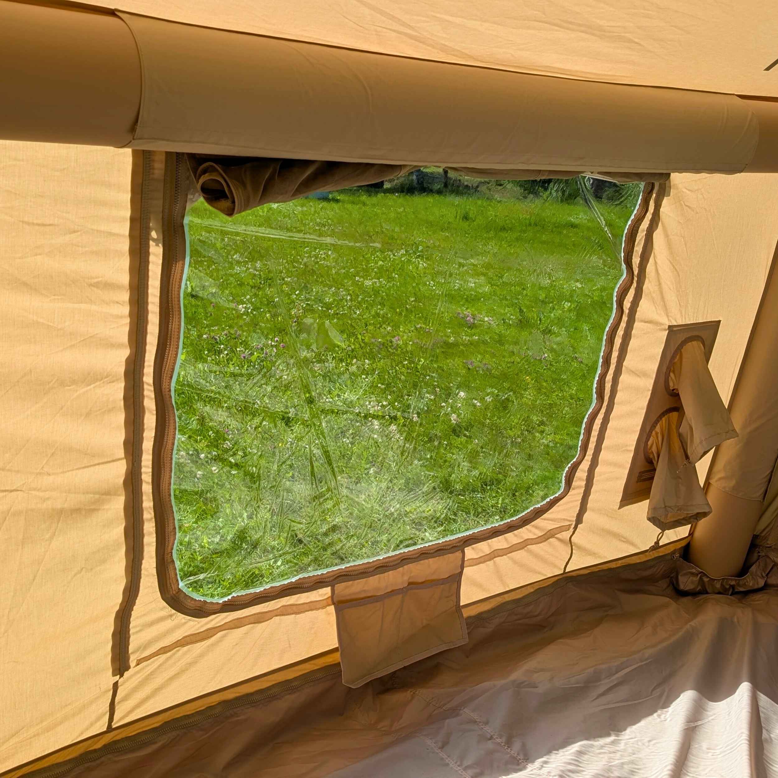 Coody 10.0 Beige  (2-4 person) Camping Bundle – Tent, PVC Ground Sheet, Carpet & Pump - Image 8