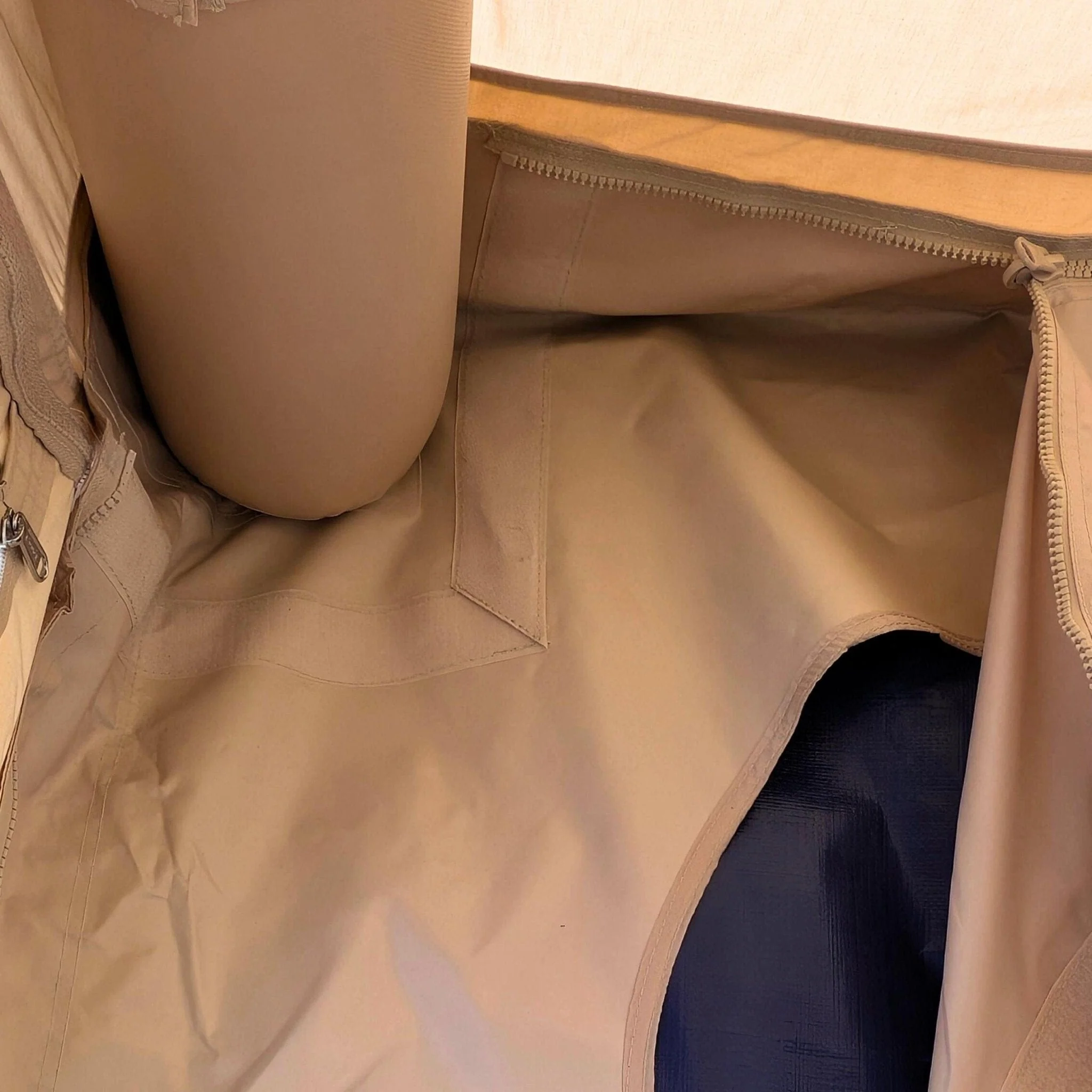 Coody 10.0 Beige  (2-4 person) Camping Bundle – Tent, PVC Ground Sheet, Carpet & Pump - Image 9