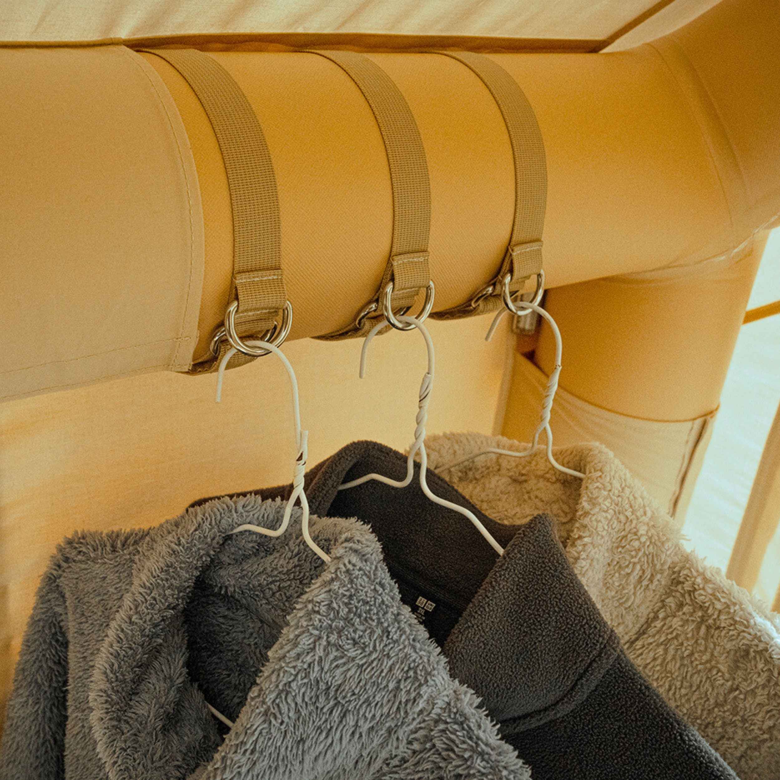 Coody | RBM Bestona Inflatable Tent for 2-4 Person (Beige) - Image 11