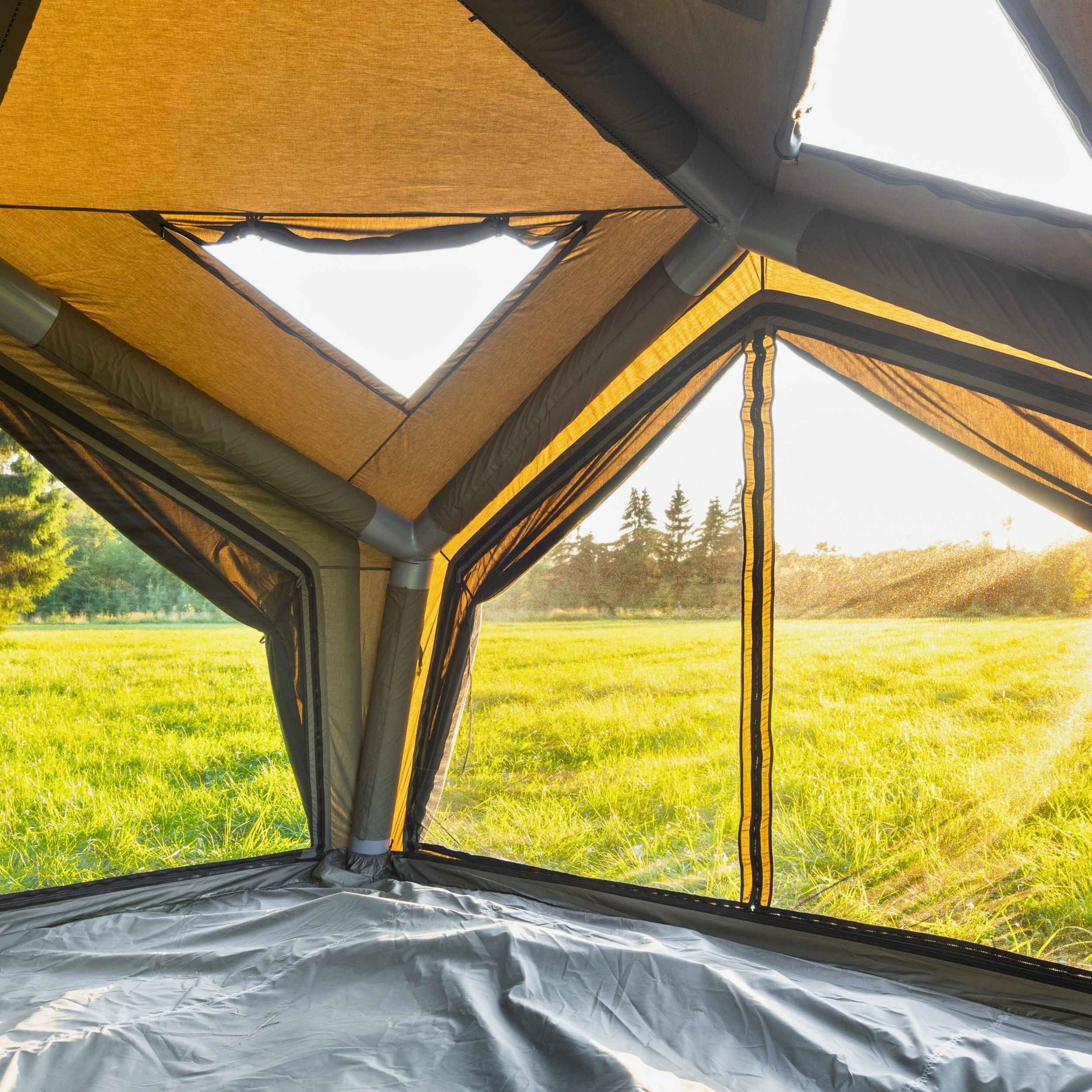 Coody Hub Shelter Forest Green- Inflatable Tent for Camping (2-6 Person) - Image 5